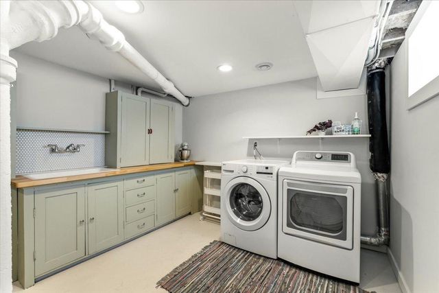 200 W 40th Street, Minneapolis, MN 55409