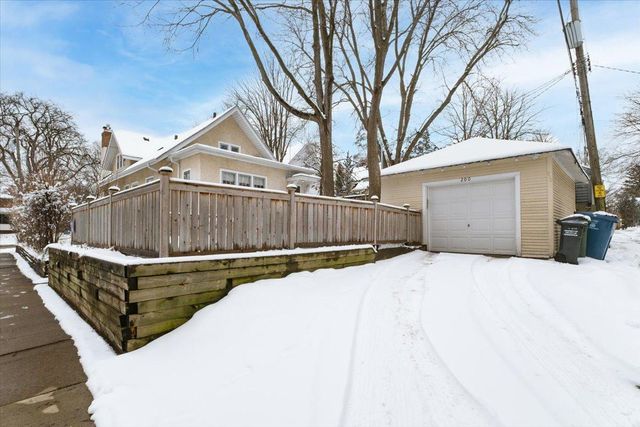 200 W 40th Street, Minneapolis, MN 55409