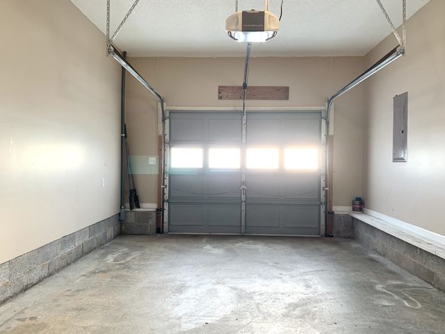 1233 Cobblestone Ln, Clarksville, TN 37042