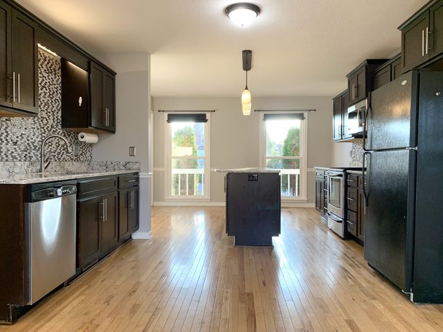 1233 Cobblestone Ln, Clarksville, TN 37042