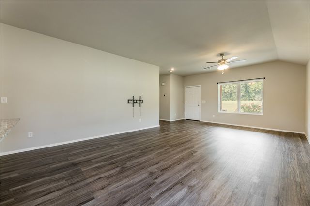 3067 S Saline Alley, Fayetteville, AR 72701