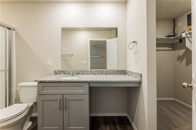 3067 S Saline Alley, Fayetteville, AR 72701