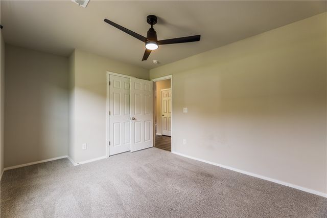 3067 S Saline Alley, Fayetteville, AR 72701