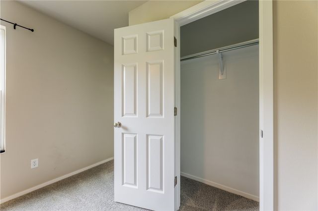 3067 S Saline Alley, Fayetteville, AR 72701