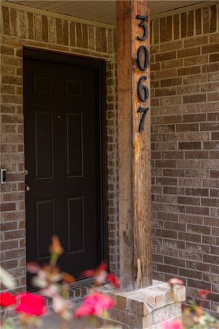 3067 S Saline Alley, Fayetteville, AR 72701