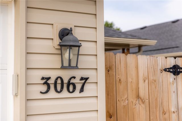 3067 S Saline Alley, Fayetteville, AR 72701