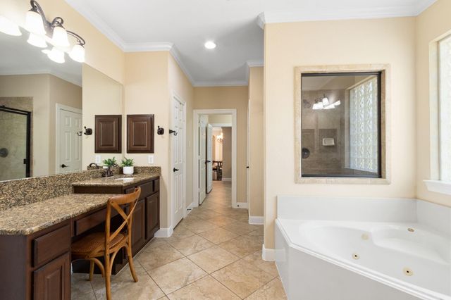 2619 Silver Shadow, Conroe, TX 77304