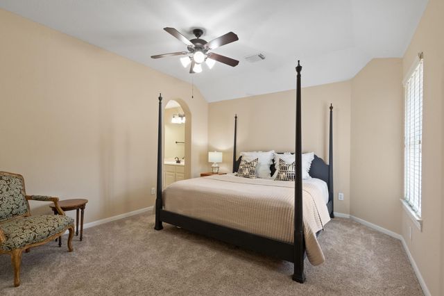 2619 Silver Shadow, Conroe, TX 77304