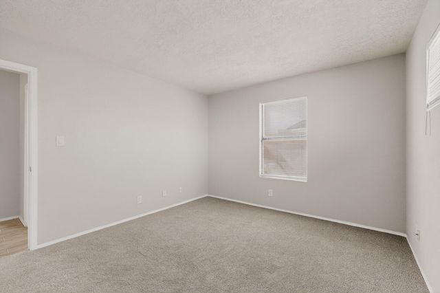 331 Nicklaus Drive SE, Rio Rancho, NM 87124