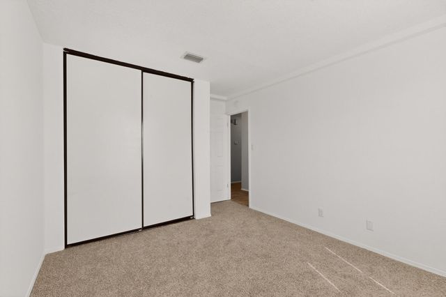 331 Nicklaus Drive SE, Rio Rancho, NM 87124