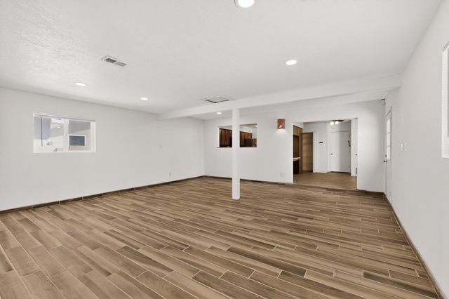 331 Nicklaus Drive SE, Rio Rancho, NM 87124