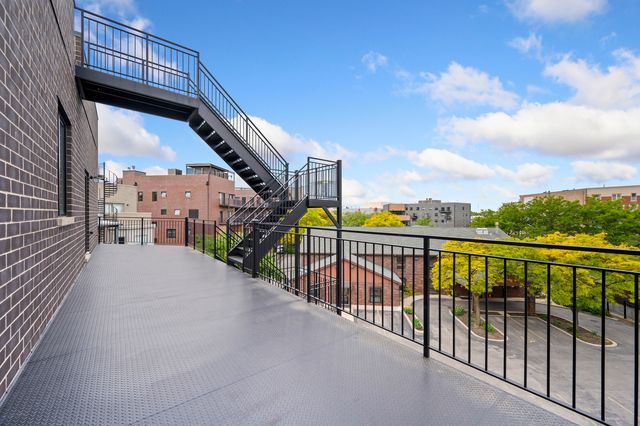 1310 N Cleveland Avenue 3, Chicago, IL 60610