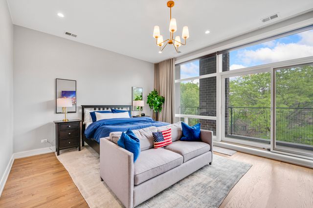 1310 N Cleveland Avenue 3, Chicago, IL 60610