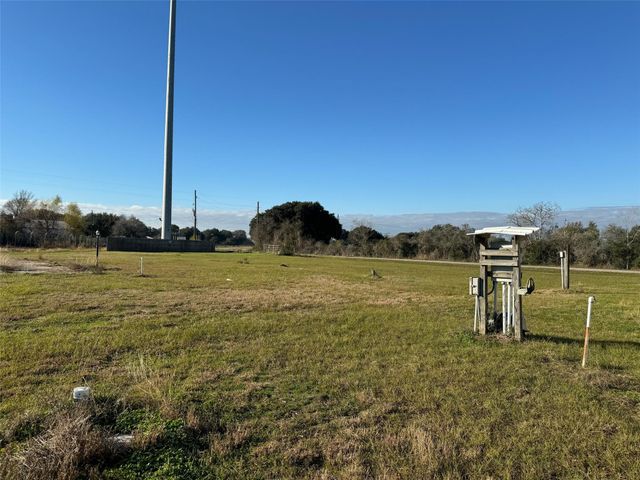 32503 Pecan Hill Drive, Brookshire, TX 77423