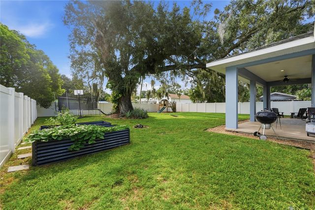 213 NEW YORK AVENUE, St Cloud, FL 34769