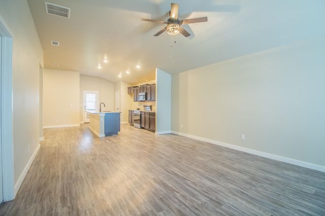 3213 Waverly Avenue, Lubbock, TX 79407