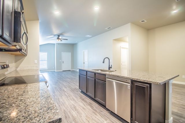 3213 Waverly Avenue, Lubbock, TX 79407