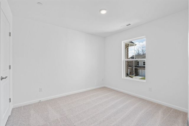 7124 Mapleside Ln, Fairview, TN 37062