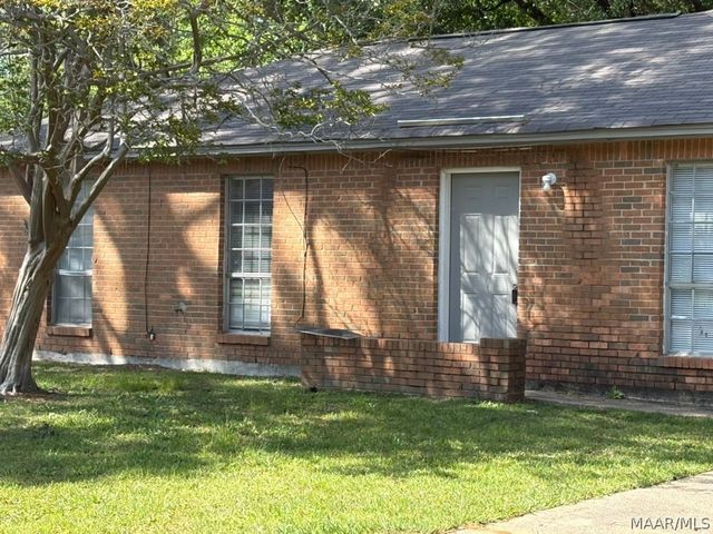 3825 Pickfair Street, Montgomery, AL 36116