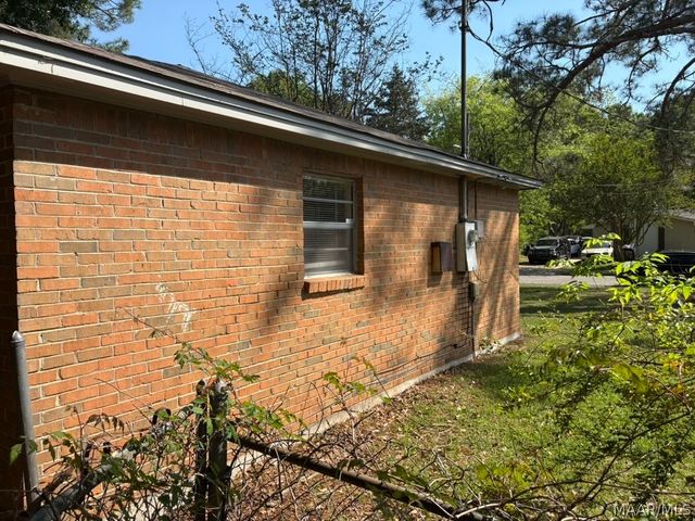 3825 Pickfair Street, Montgomery, AL 36116