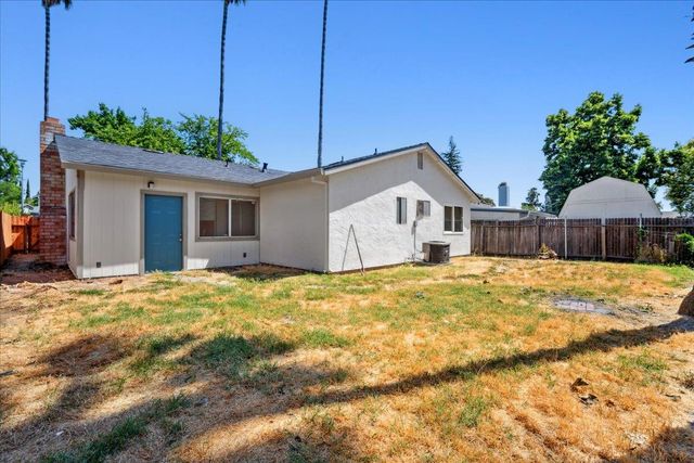 7104 Catamaran Dr, Citrus Heights, CA 95621