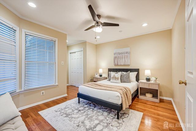 52 Springwood Court, South Brunswick, NJ 08540