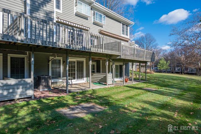 52 Springwood Court, South Brunswick, NJ 08540