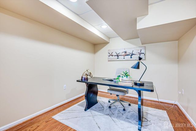 52 Springwood Court, South Brunswick, NJ 08540