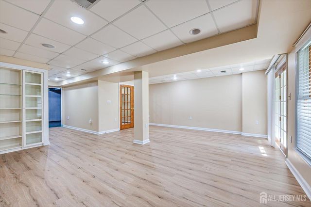 52 Springwood Court, South Brunswick, NJ 08540