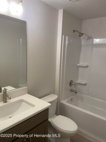 14473 Cedarwood Avenue, Weeki Wachee, FL 34614