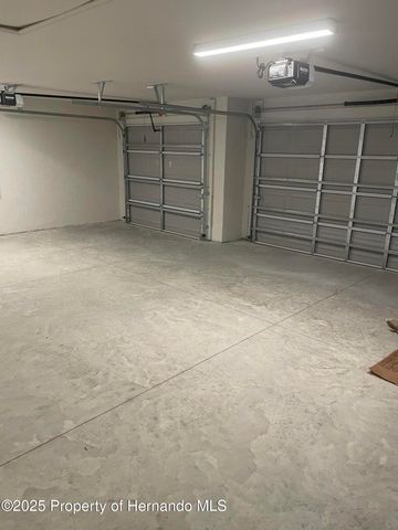 14473 Cedarwood Avenue, Weeki Wachee, FL 34614