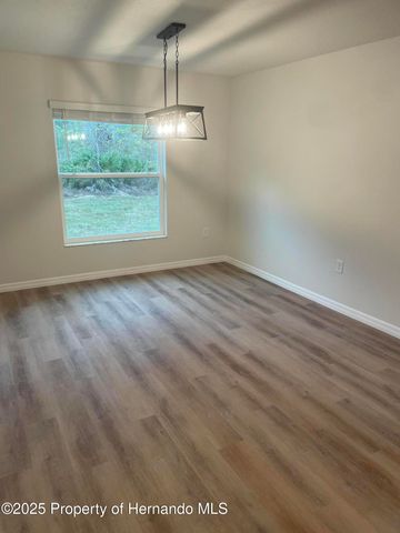 14473 Cedarwood Avenue, Weeki Wachee, FL 34614