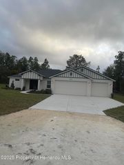 14473 Cedarwood Avenue, Weeki Wachee, FL 34614