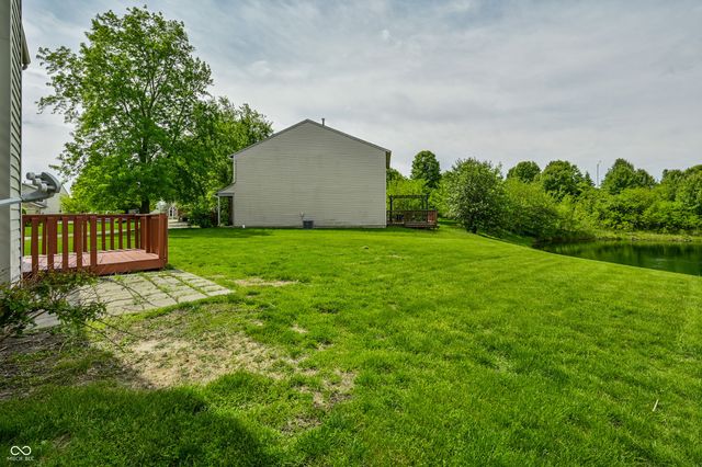 6754 Wimbledon Drive, Zionsville, IN 46077