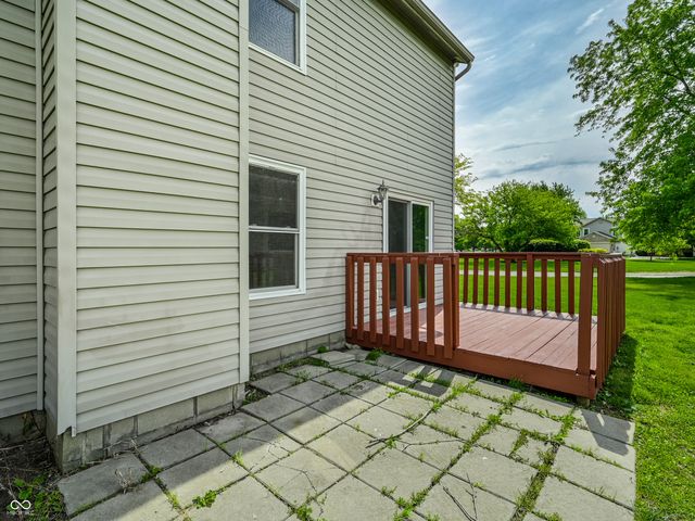 6754 Wimbledon Drive, Zionsville, IN 46077