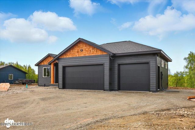 2534 W Longview Circle, Wasilla, AK 99654
