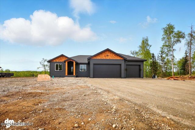 2534 W Longview Circle, Wasilla, AK 99654
