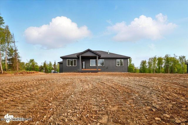 2534 W Longview Circle, Wasilla, AK 99654