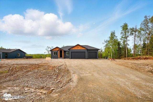 2534 W Longview Circle, Wasilla, AK 99654