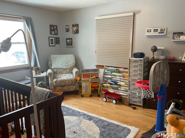 83 Deramo Place, Bridgeport, CT 06606