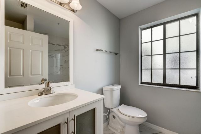 4685 N Haverhill Road C1, West Palm Beach, FL 33417