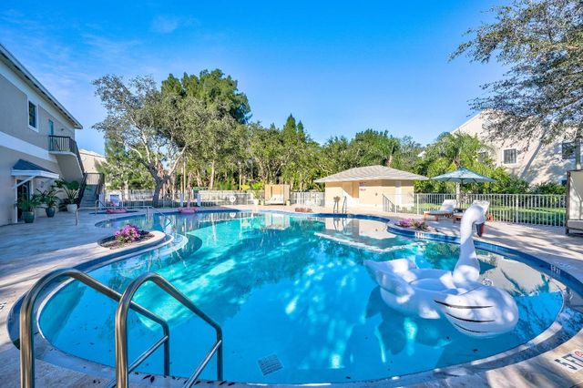 4685 N Haverhill Road C1, West Palm Beach, FL 33417