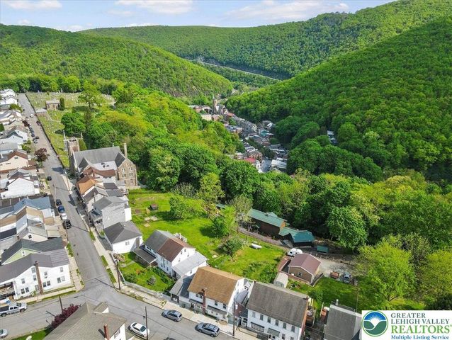413 South Avenue, Jim Thorpe Boro, PA 18229