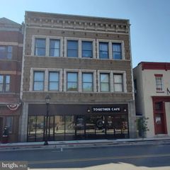 118 N DIVISION ST #302, Salisbury, MD 21801