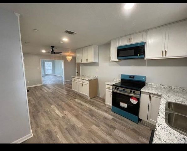809 Old Natalie Drive, Houma, LA 70364
