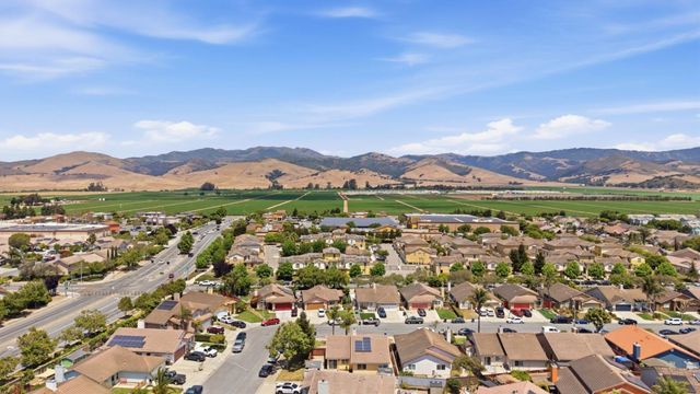 1015 Eagle Drive, Salinas, CA 93905