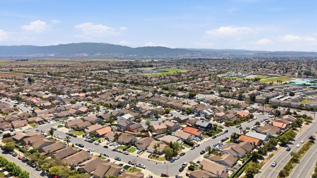1015 Eagle Drive, Salinas, CA 93905