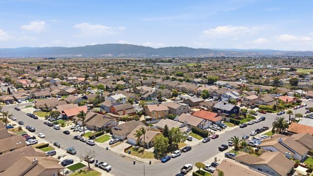 1015 Eagle Drive, Salinas, CA 93905