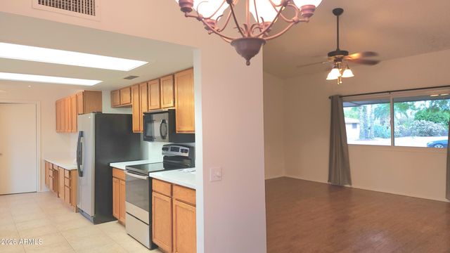 12450 W TIGERSEYE Drive, Sun City West, AZ 85375