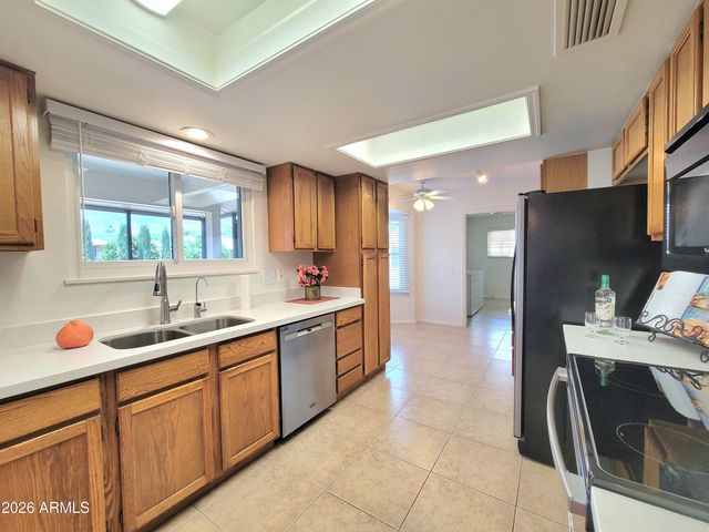 12450 W TIGERSEYE Drive, Sun City West, AZ 85375